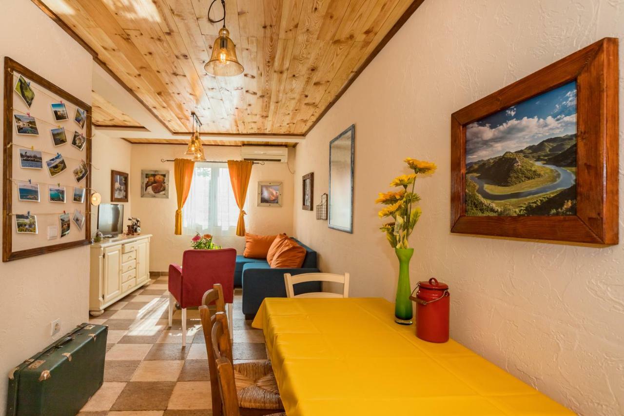 Guest House Luna Virpazar Εξωτερικό φωτογραφία